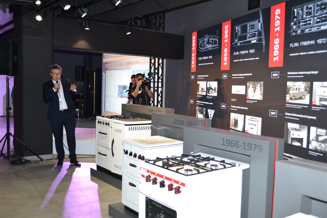 Nowoczesny showroom w Poznaniu 3